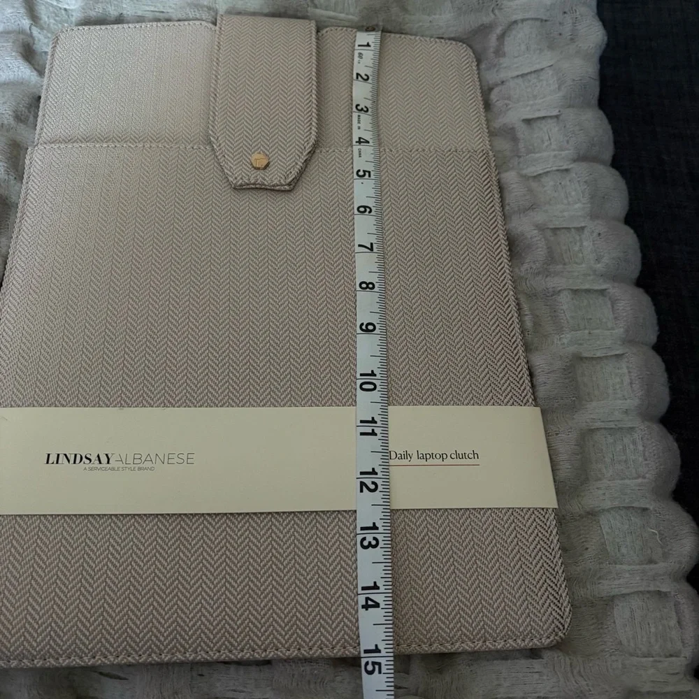 NWT Lindsay Albanese LIMITED EDITION DAILY LAPTOP CLUTCH SLEEVE HERRINGBONE
